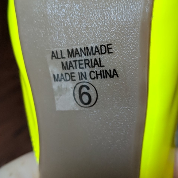 Bright Yellow Peeptoe Heels - Picture 4 of 4